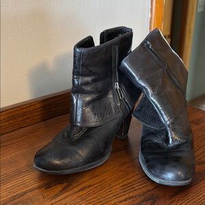 boc Women's Black Leather Ankle Boots